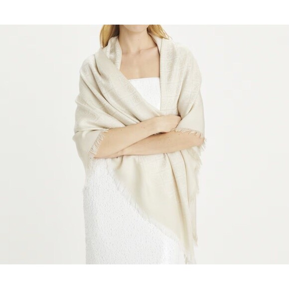 NWT Tory Burch T Monogram Jacquard Traveler Scarf Ivory Wool Silk Blend - Picture 13 of 13